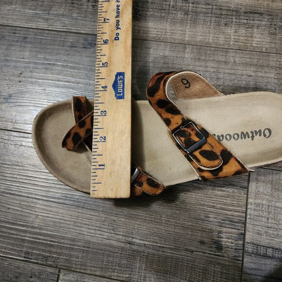 Outwoods sandal leopard print size 9 women's - Picture 8 of 8